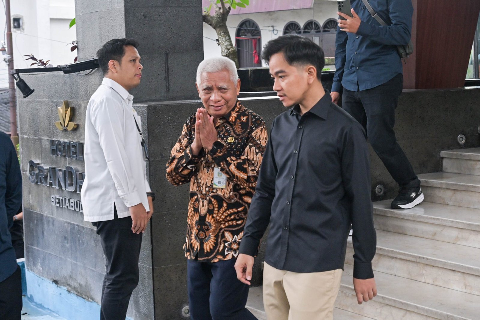Gibran Harapkan Proses Hukum di PTUN Berikan Kejelasan ke Masyarakat Soal Ijazah