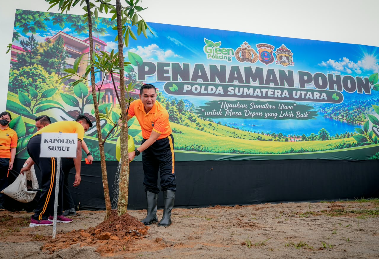 Green Policing, Kapolda Sumut Pimpin Penanaman Pohon di Mapolda