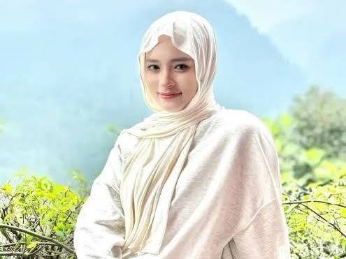 Inara Rusli Akui Masih Istri Insanul Fahmi, Isbat Nikah Tertahan Masalah Biaya
