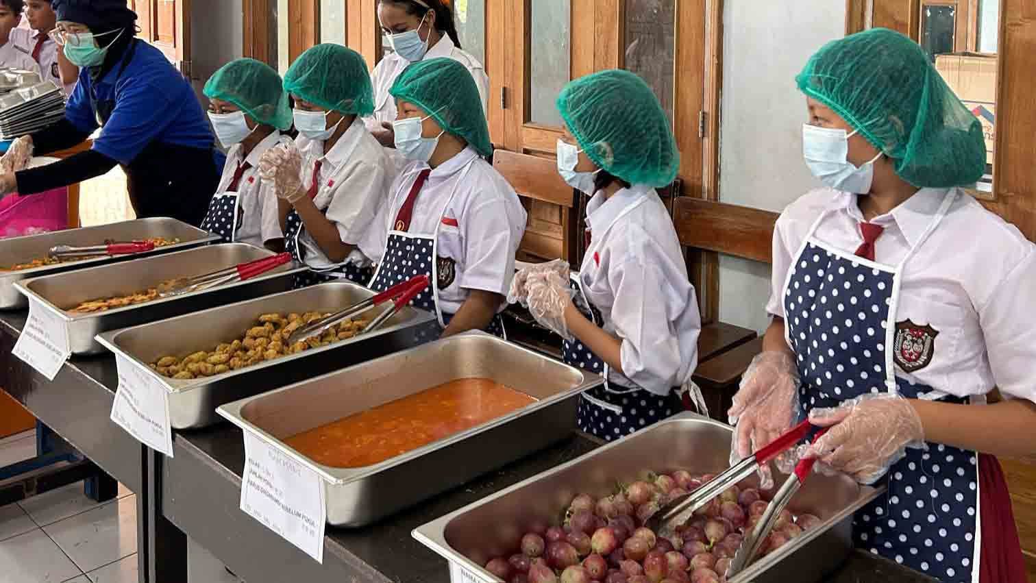 MBG Gaya Prasmanan Diuji Coba di Jepara