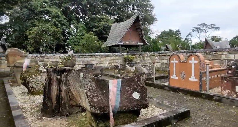 Makam Batu Batak Berusia Ratusan Tahun, Apa Rahasia Konstruksinya hingga Kini Masih Berdiri?