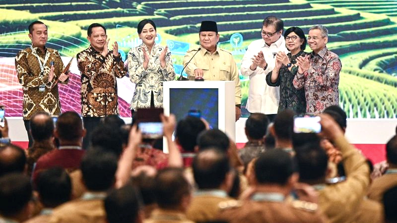 Prabowo Targetkan Kredit Produktif Rp 400 Triliun pada 2027