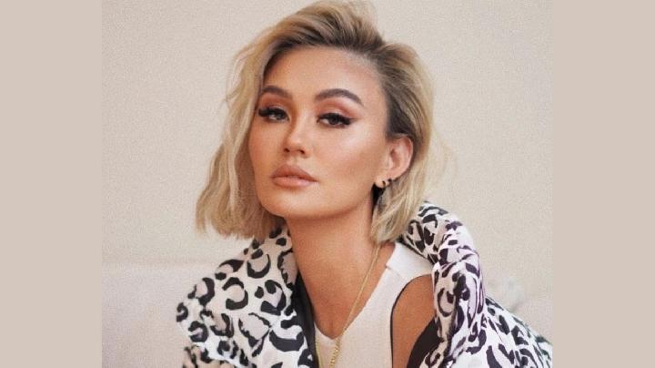 Agnez Mo Kembali Dipanggil ke Pengadilan, Gugatan Kelima Ari Bias soal Lagu Bilang Saja Disidangkan