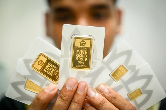 Harga Emas Terus Merosot pada Oktober 2026, Apa Penyebabnya dan Apakah Saatnya Membeli?