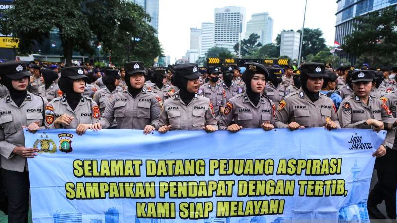 3.983 Personel Siaga Amankan Demo BEM SI di DPR, Ini Tuntutannya