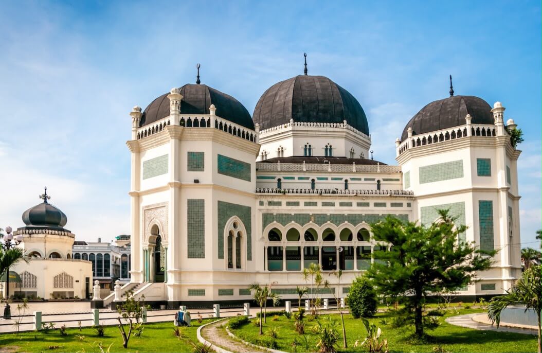 Bukan Cuma Satu Suku, Ini Sejarah Panjang yang Membuat Medan Jadi Kota Multikultural