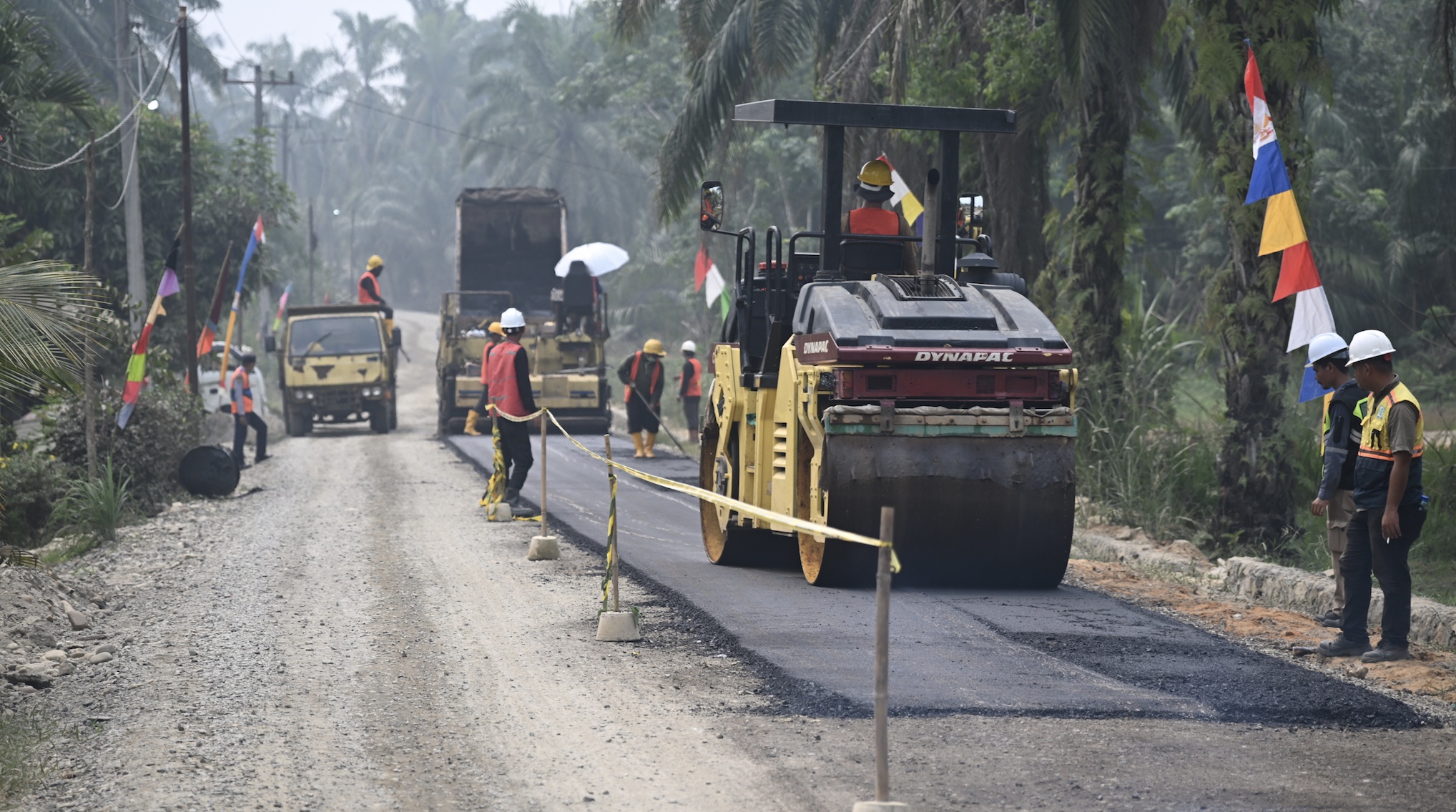 Gubernur Sumut Perbaiki Jalan 20 Tahun Terbengkalai di Labusel, Rampung Akhir 2026