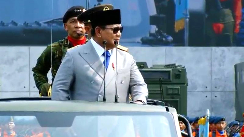 Prabowo Naik Maung MV3 Periksa 3.378 Pasukan di HUT ke-81 TNI