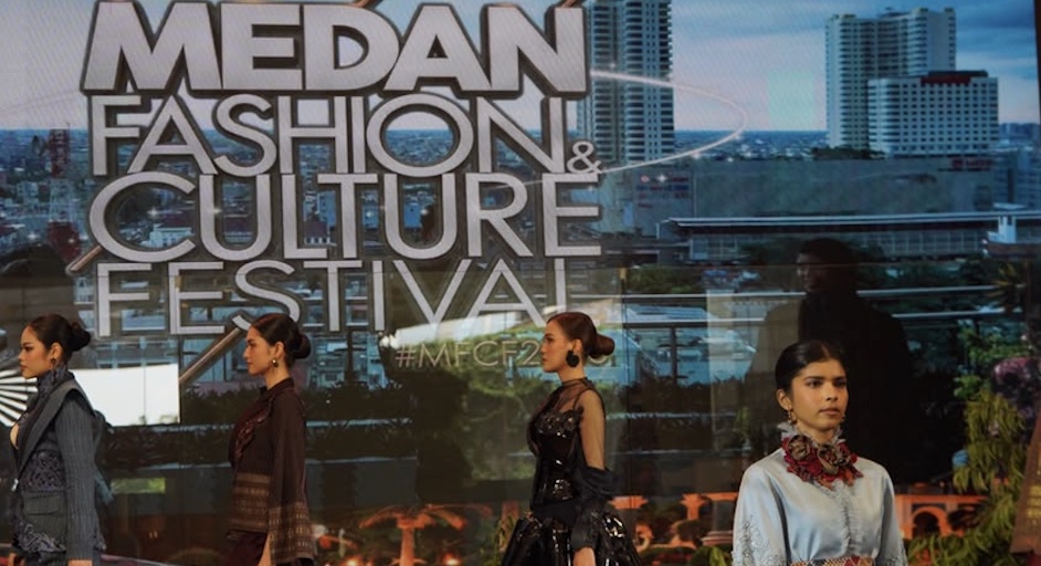 Medan Fashion & Culture Festival (MFCF), Dorong Ulos Tembus Pasar Fesyen Dunia