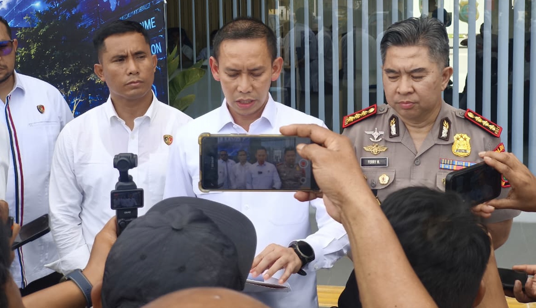 Kelola 10 Akun TEVI untuk Sebar Konten Pornografi, Polda Sumut Tangkap Pelaku