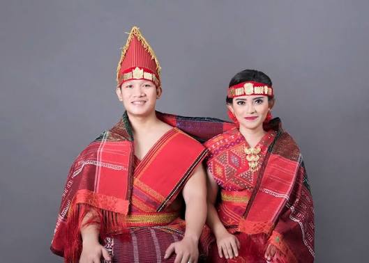 Sinamot Batak 2026: Berapa Kisaran Biaya Pernikahan Adat Batak Toba?