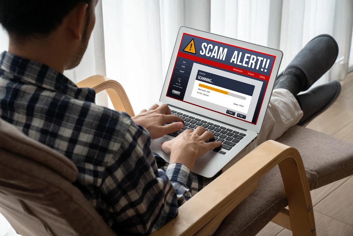 Tips Menghindari Penipuan Online Berkedok Hadiah dan Transfer Uang, Kenali Ciri-Cirinya