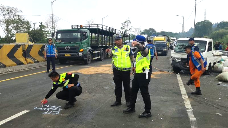 15 Kendaraan Tabrakan Beruntun di Tol Cipularang KM 91, Diduga Rem Truk Bermasalah
