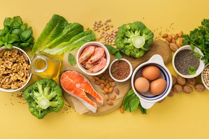 Perlukah Minum Vitamin Setiap Hari? Kenali Manfaat, Risiko, dan Siapa yang Membutuhkannya