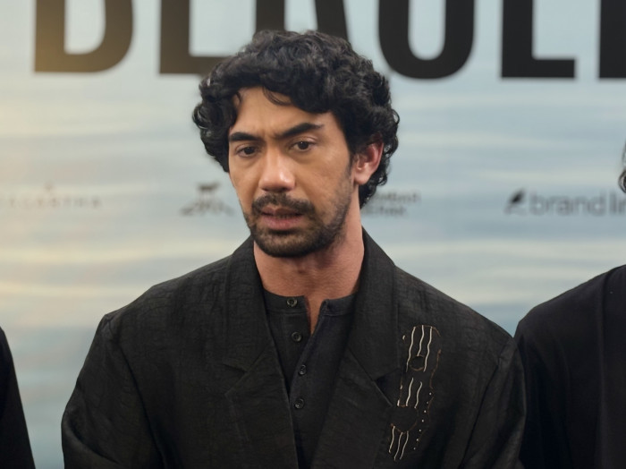 Reza Rahadian Desak Pemerintah Tetapkan Karhutla sebagai Bencana Nasional, Soroti Dampak Asap yang Meluas