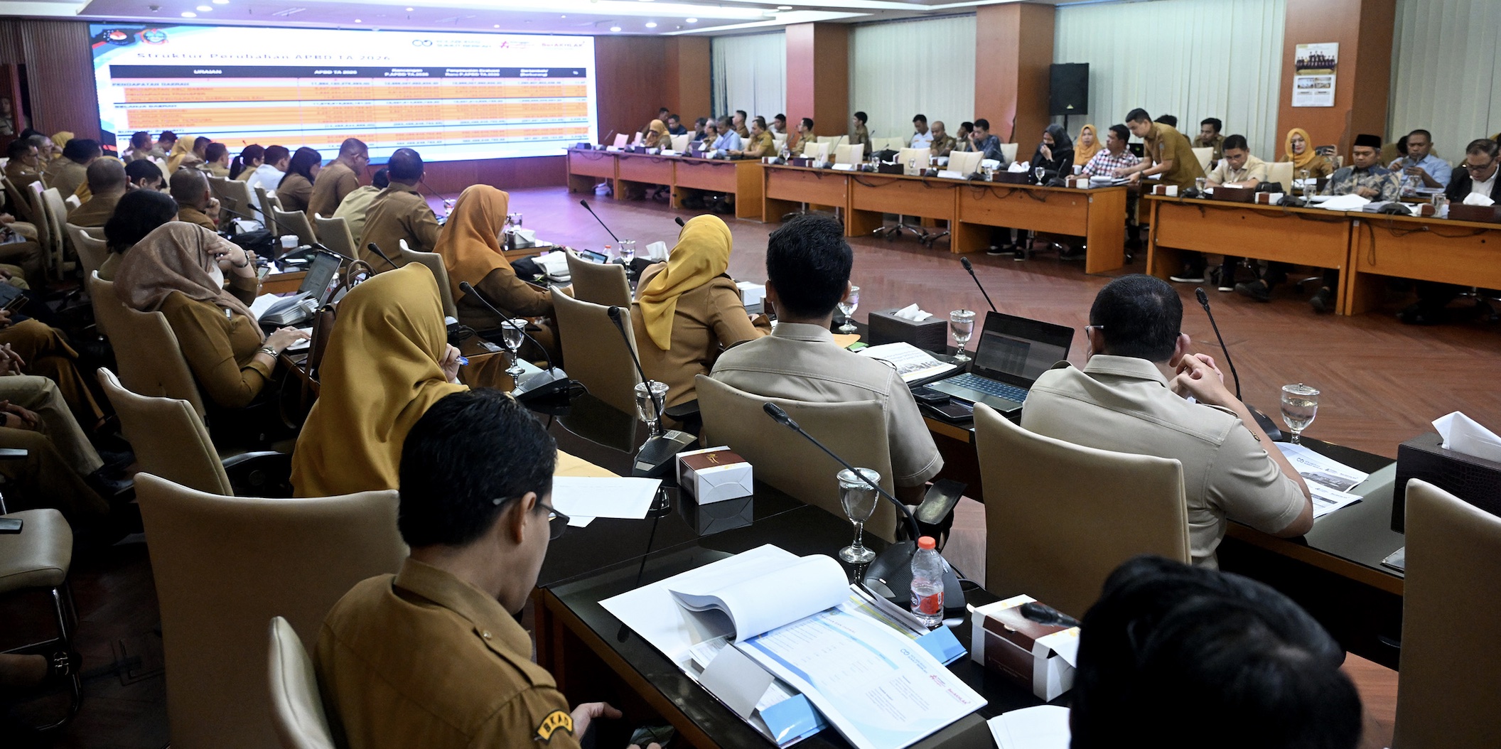 Evaluasi P-APBD 2026, Pemprov dan DPRD Sumut Sebut Pendapatan Daerah Naik Rp1,29 Triliun