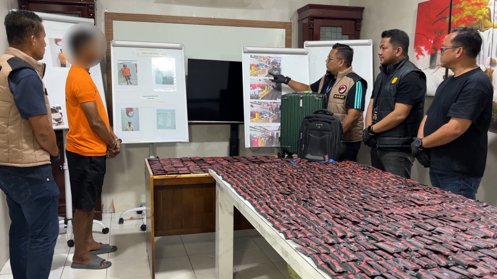 Bengkel Jadi Gudang Penyimpanan 1.152 Vape Narkoba di Percut Sei Tuan Digerebek Polrestabes Medan